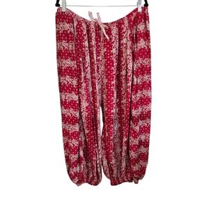 Women's Red Floral Pajama Pants
